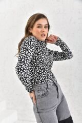 Kadın Siyah Beyaz Desen Balıkçı Yaka Uzun Kollu Bluz Beyaz Siyah - XL