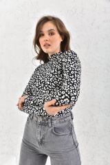 Kadın Siyah Beyaz Desen Balıkçı Yaka Uzun Kollu Bluz Beyaz Siyah - XL