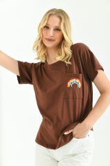 Kadın Cep Nakışlı T-shirt Kahverengi - M