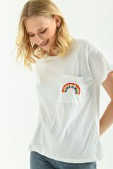 Kadın Cep Nakışlı T-shirt L