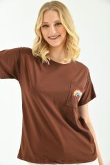 Kadın Cep Nakışlı T-shirt Kahverengi - S