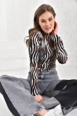 Kadın Kahverengi Zebra Desen Balıkçı Yaka Uzun Kollu Bluz Kahverengi - S