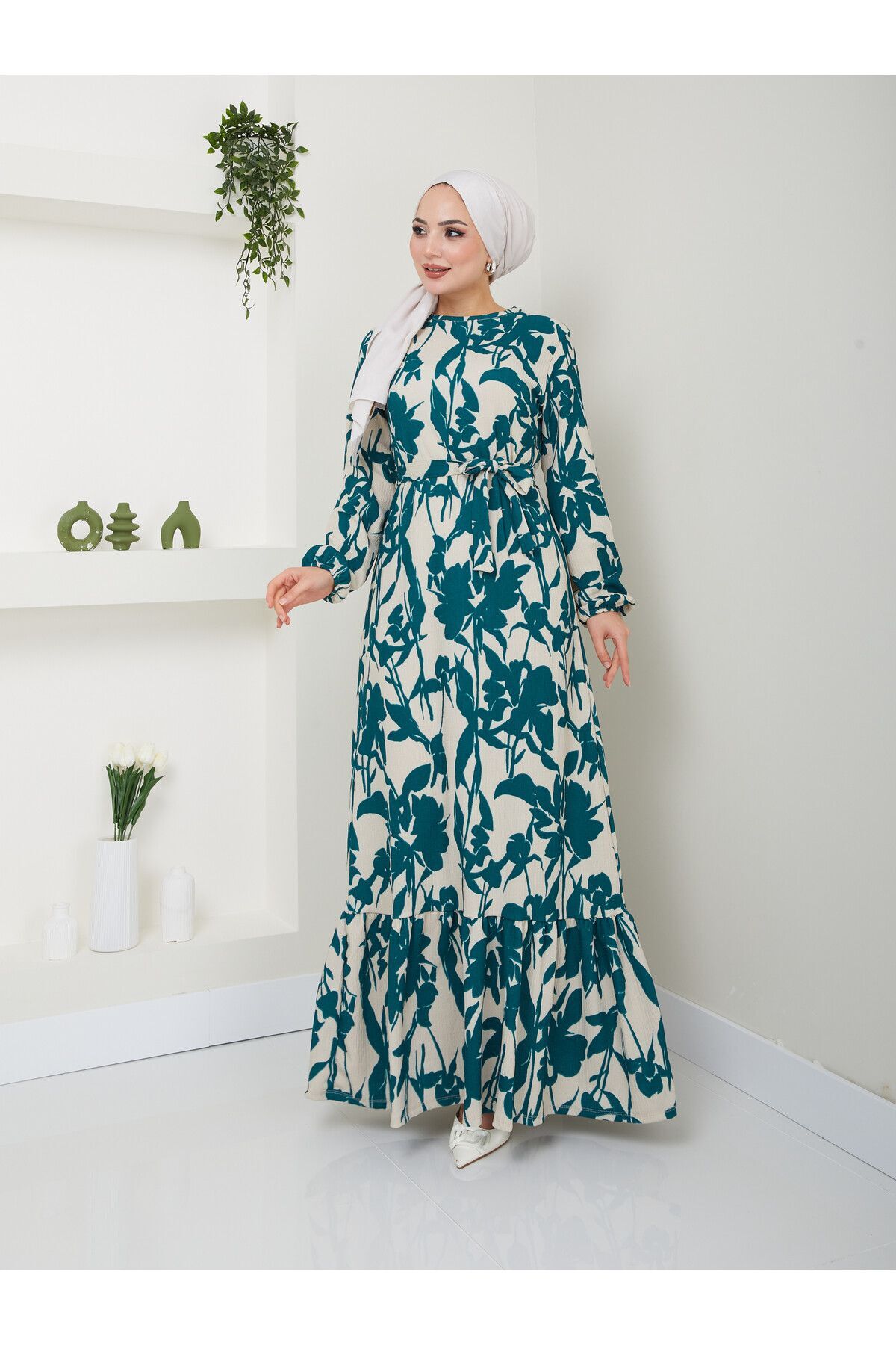 Kadın Çiçek Desenli Maxi Boy Kuşaklı Elbise