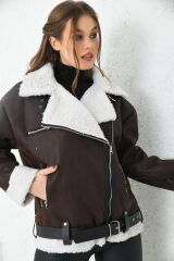 Kadın Yakası Ve Beli Kemerli Biker Ceket