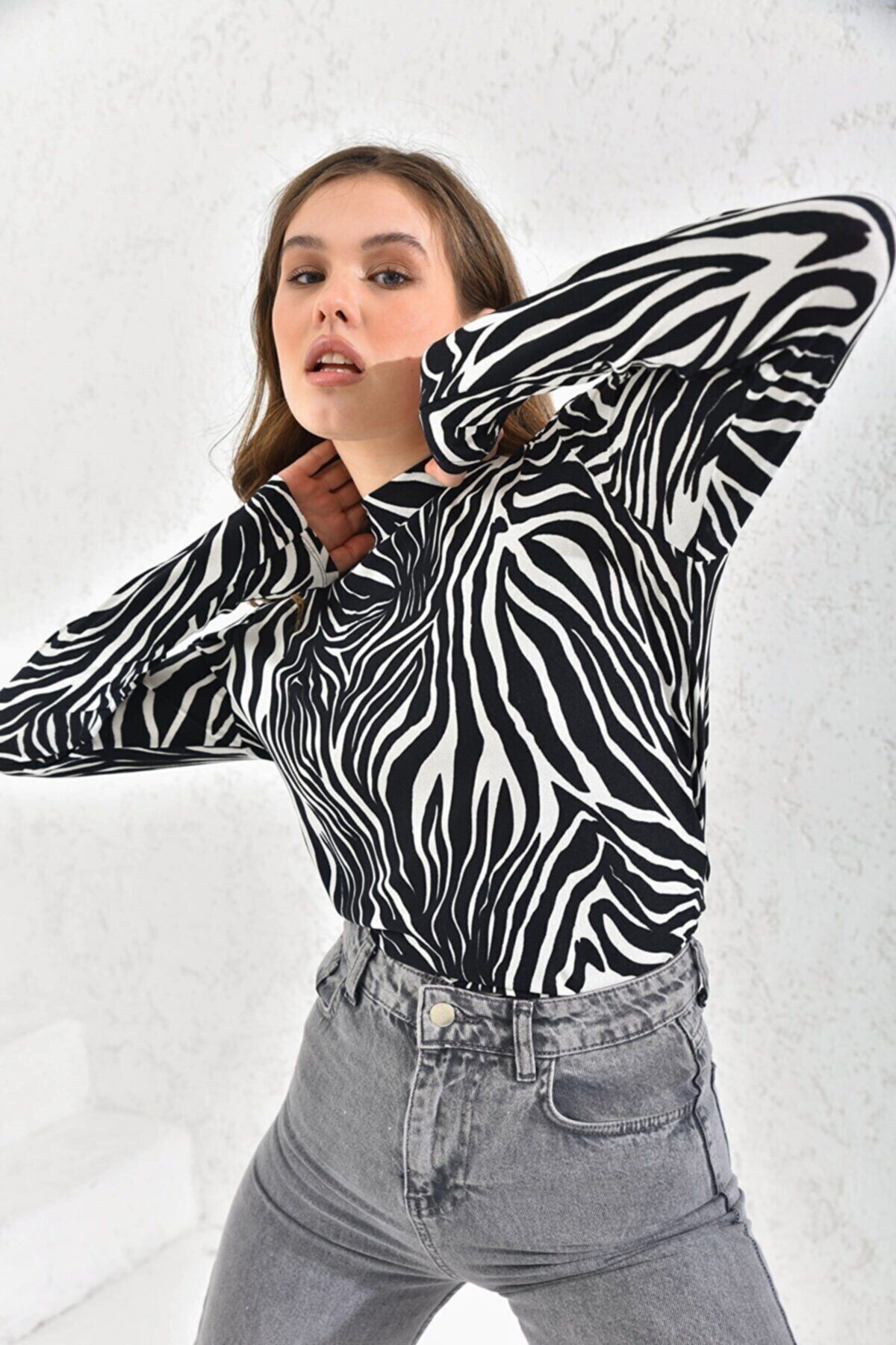 Kadın Zebra Desen Balıkçı Yaka Uzun Kollu Bluz