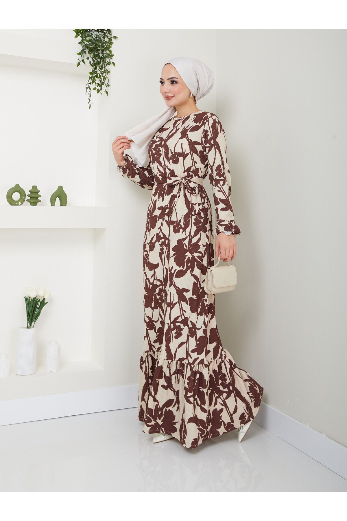 Kadın Çiçek Desenli Maxi Boy Kuşaklı Elbise Kahverengi - XL