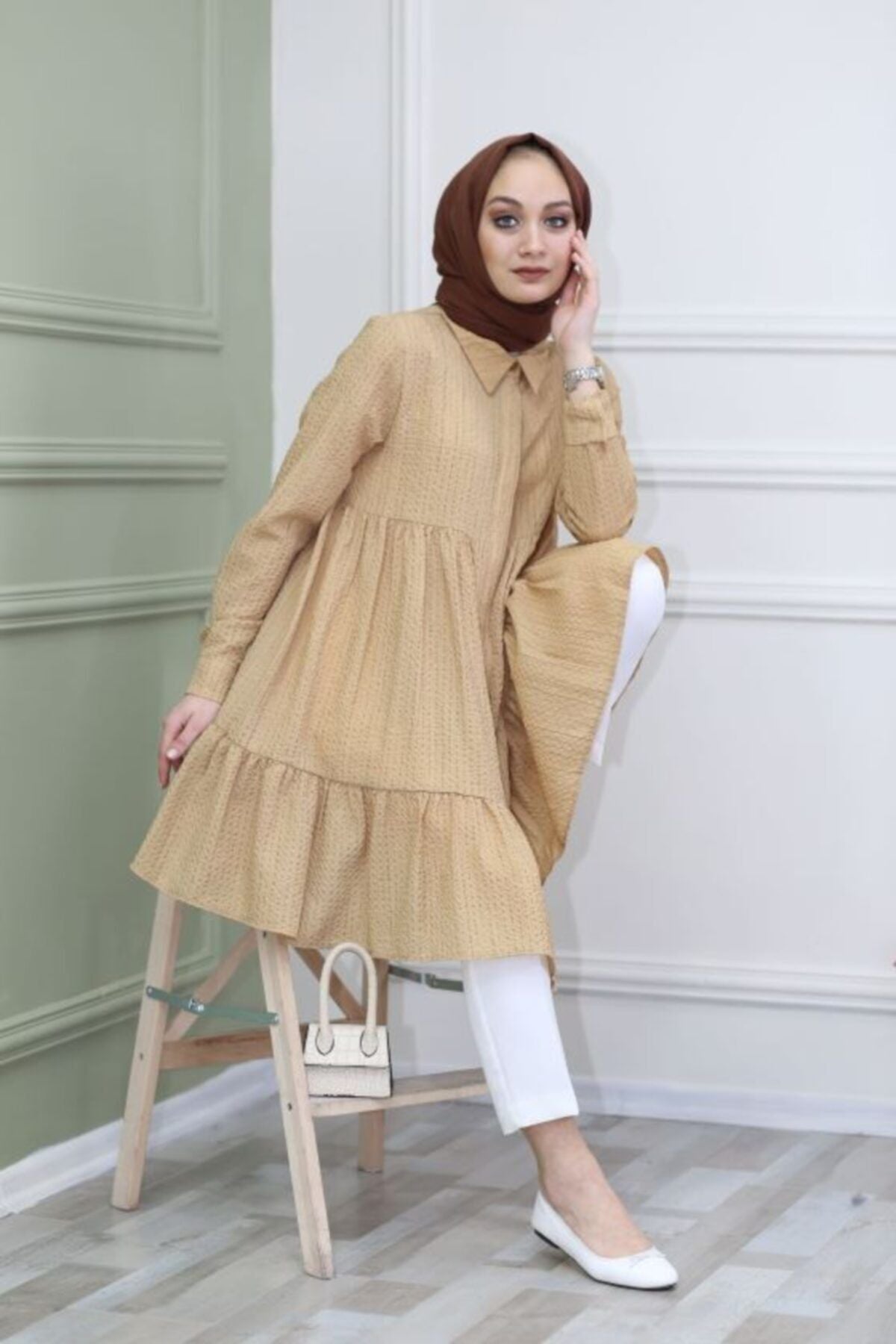 Kadın Pileli Gömlek Yaka Tunik CAMEL - L