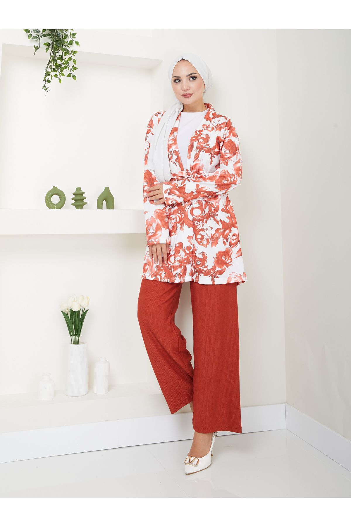 Kadın Çiçek Desenli Kapamasız  Kuşaklı Kimono Takım Kiremit - S