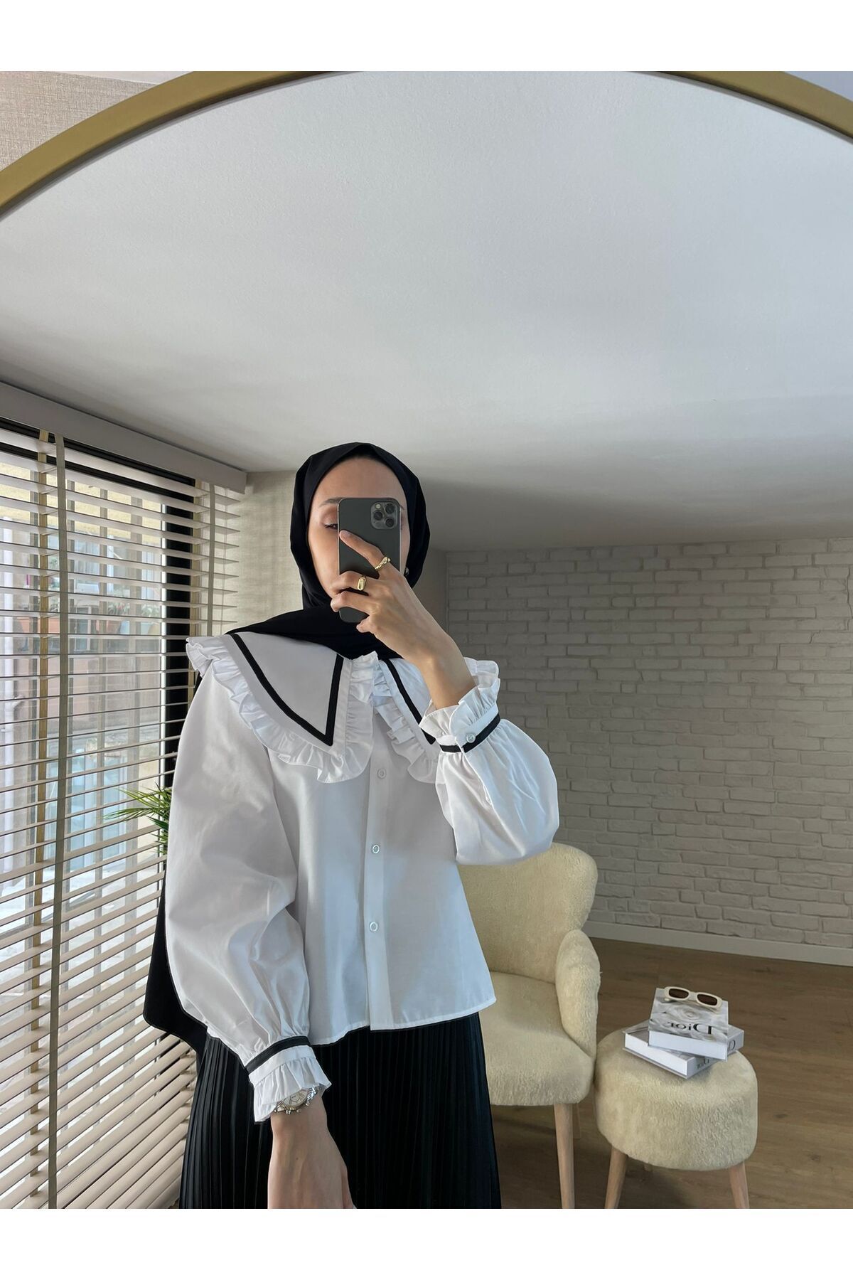 Kadın Yaka Detaylı Şeritli Tesettür Bluz