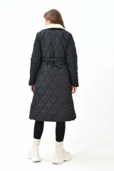 Kadın Maxi Boy Kürklü Kapitone Mont Siyah - 3XL