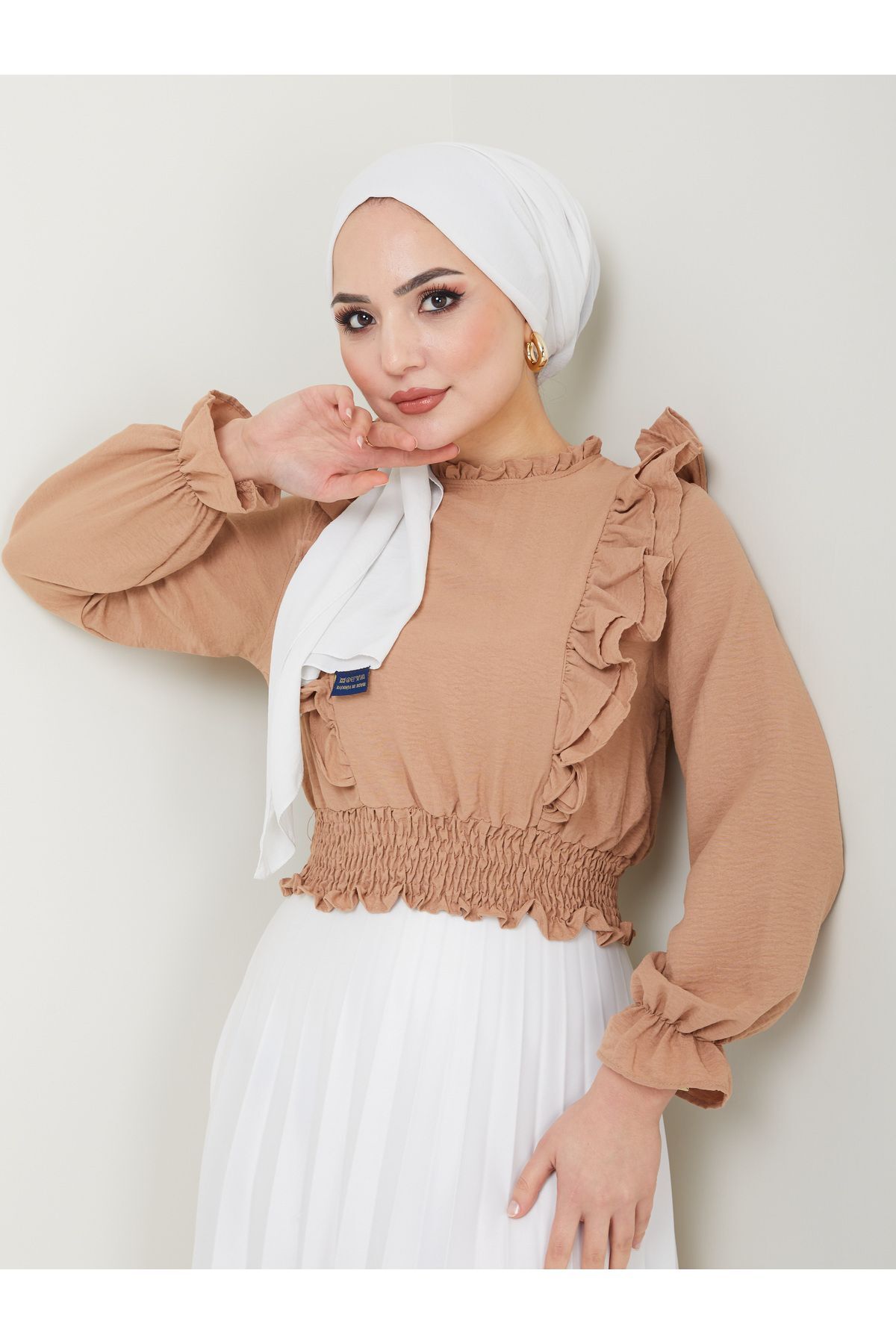Kadın Ayrobin Fırfırlı Bluz Bej - 2XL