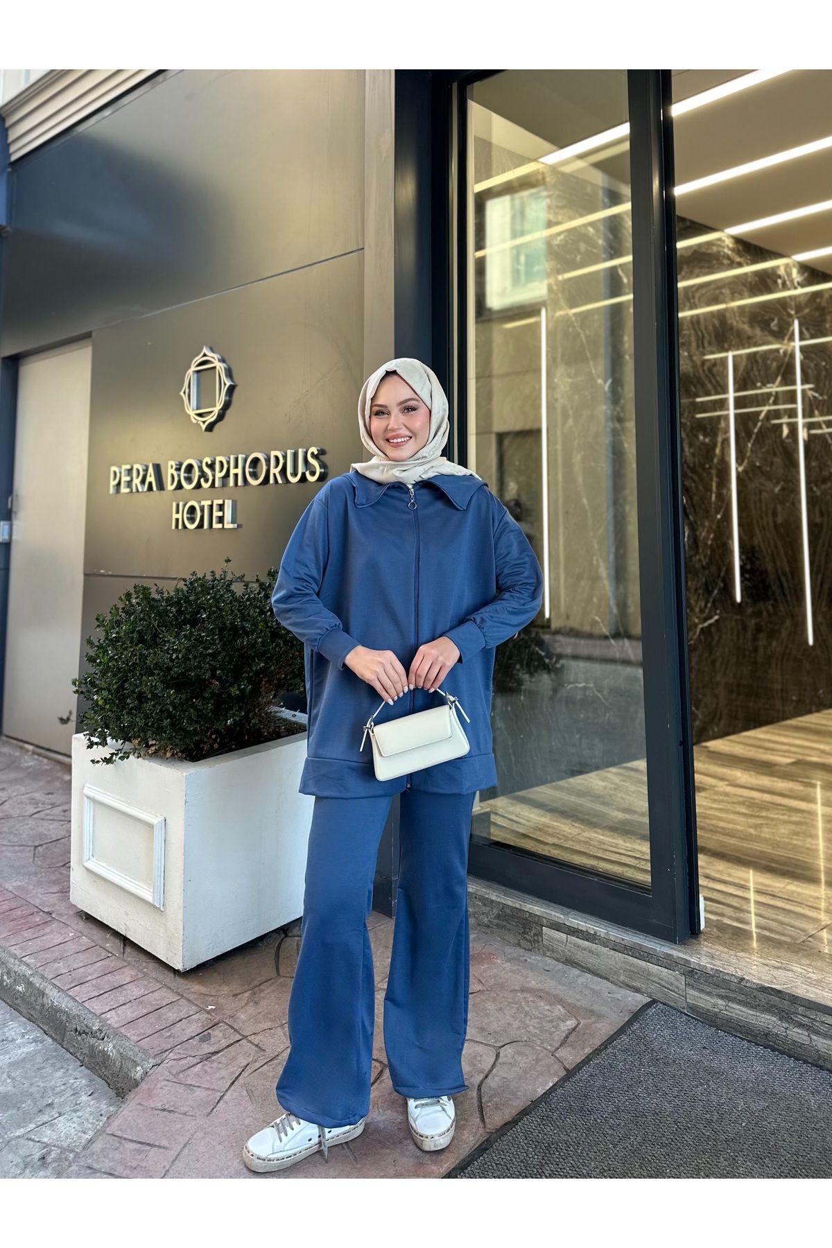 Kadın Geniş Paça Yırtmaçlı Fermuarlı Takım Mavi - L
